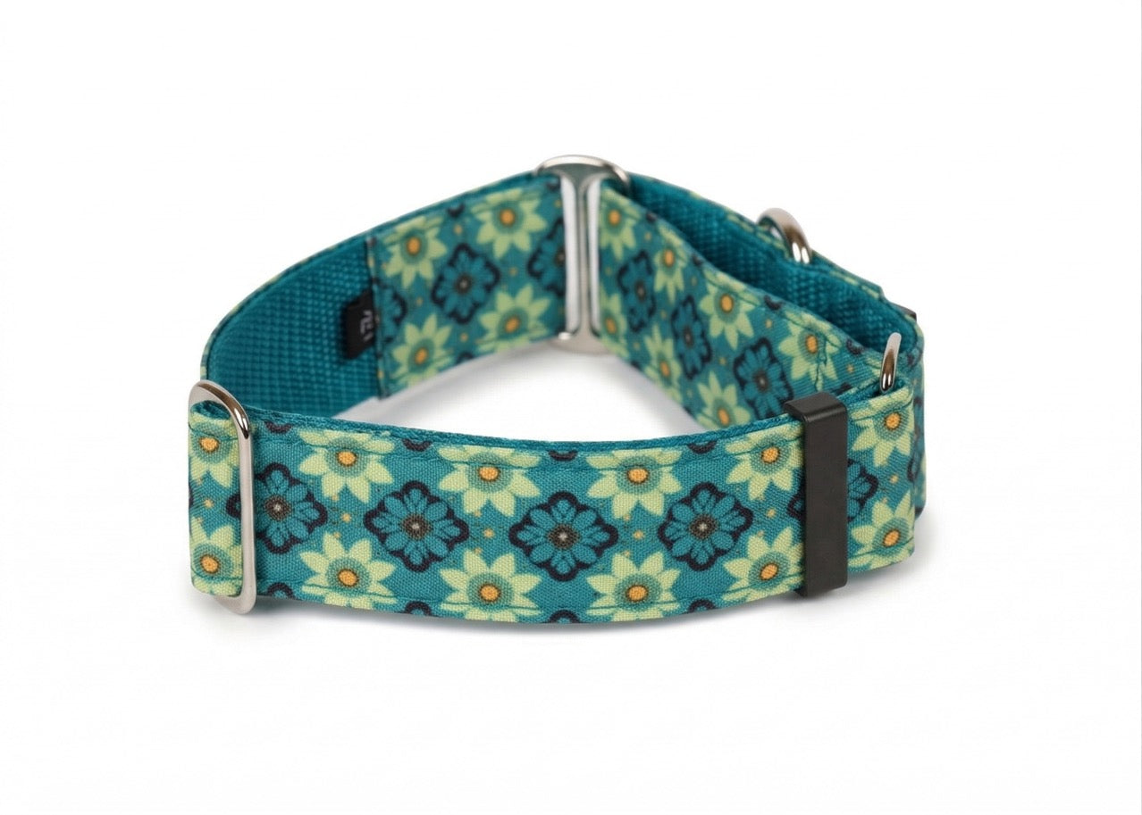 Bloom - Martingale Collar