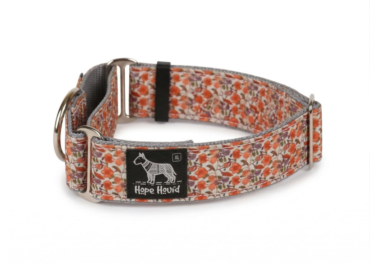 Fleur - Martingale Collar