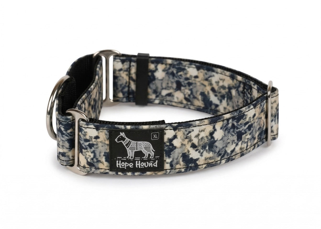 Tricam - Martingale Collar